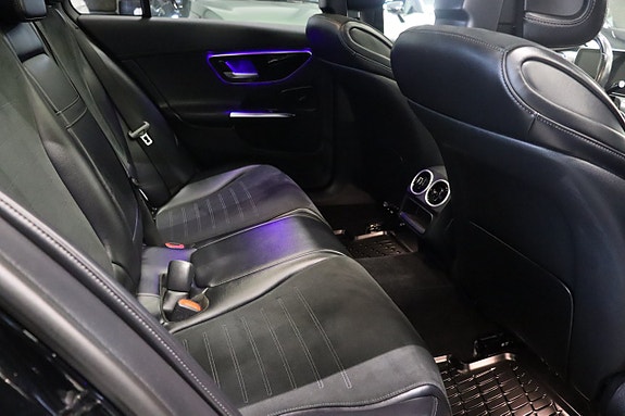 Mercedes-Benz C300 e 11 of 28