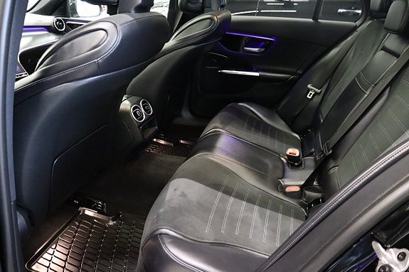 Mercedes-Benz C300 e 10 of 28