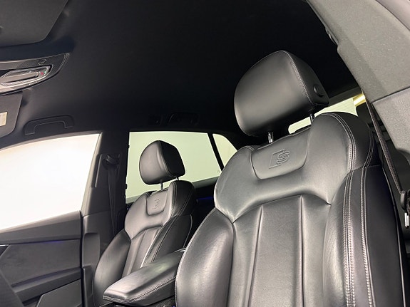 Audi Q8 11 of 18