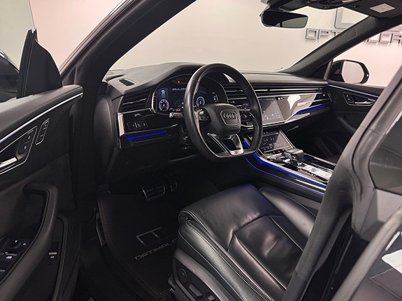 Audi Q8 5 of 5