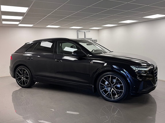 Audi Q8 15 of 18