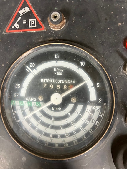 John Deere 2130. 4wd 2 of 5