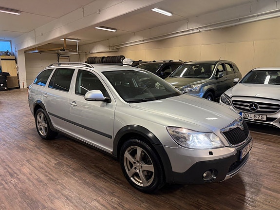Skoda Octavia Scout 4 of 5
