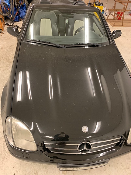 Mercedes-Benz SLK230 8 of 12