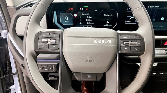 Kia Seltos 10 of 18