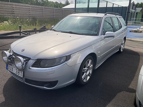 Saab 9-5 2 of 2