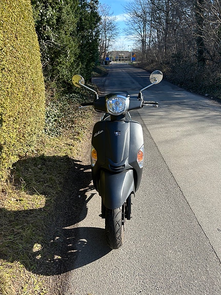 Kymco Like 125 2 of 7