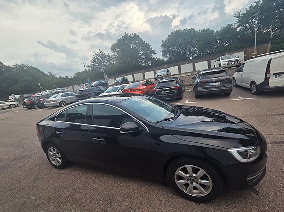 Volvo S60 4 of 8