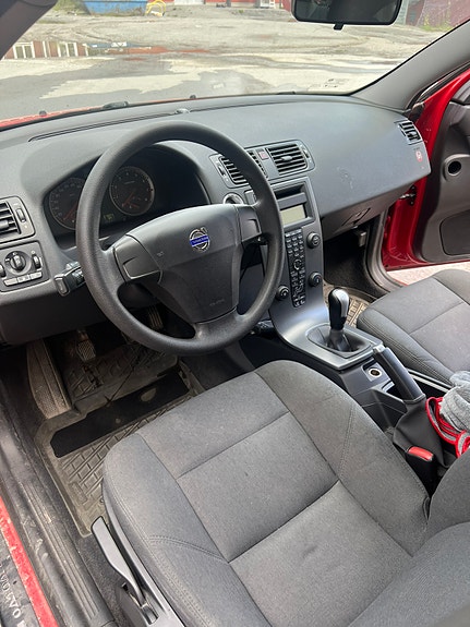 Volvo S40 5 of 8