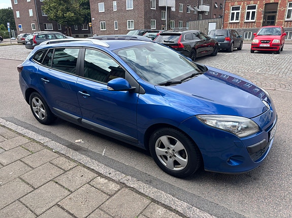 Renault Megane III 5 of 5
