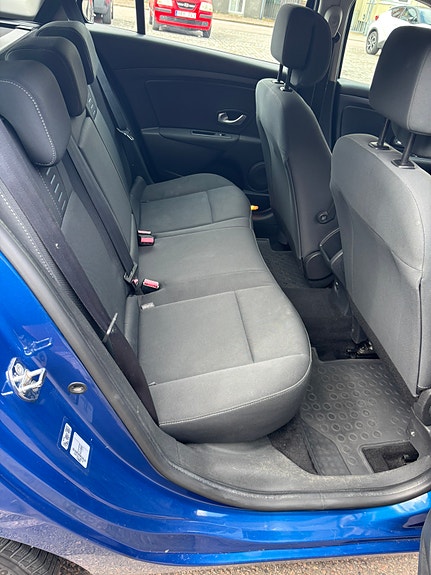 Renault Megane III 7 of 7
