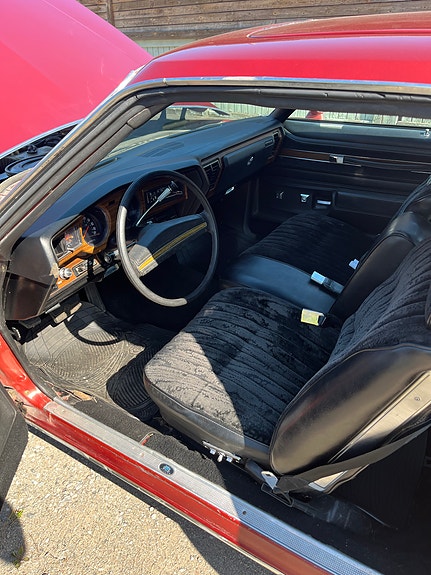 Buick Regal 7 of 21