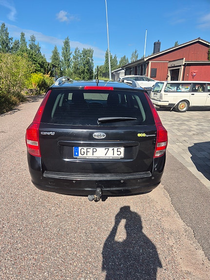 Kia Ceed 3 of 5