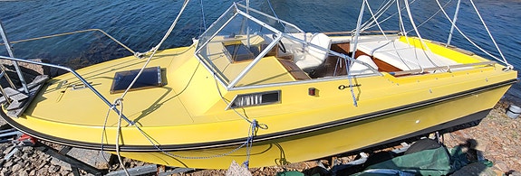 Ockelbo DC21 med ny motor Volvo Penta V6-200-C-J, sötvattenskyld 2 of 5
