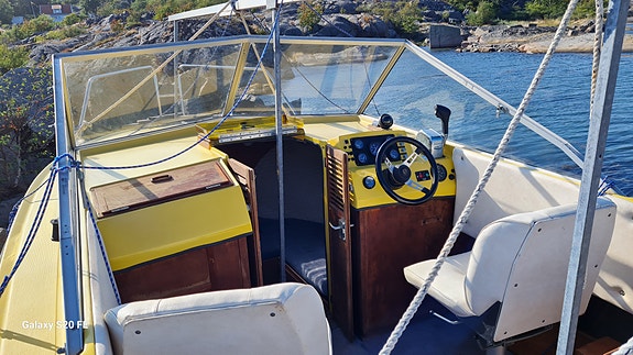 Ockelbo DC21 med ny motor Volvo Penta V6-200-C-J, sötvattenskyld 5 of 5