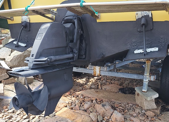 Ockelbo DC21 med ny motor Volvo Penta V6-200-C-J, sötvattenskyld 10 of 11
