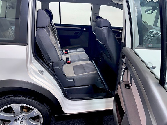 Volkswagen T-Cross 12 of 21