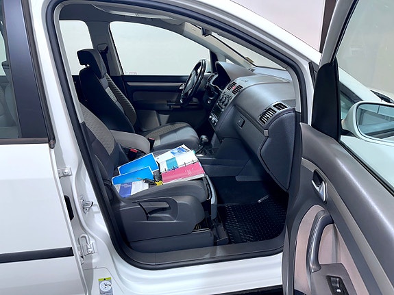Volkswagen T-Cross 14 of 21