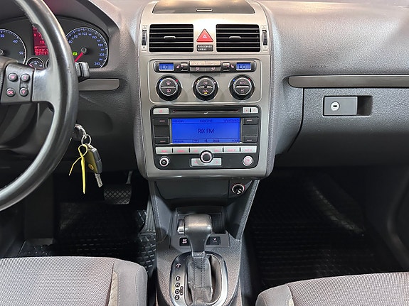 Volkswagen T-Cross 16 of 21