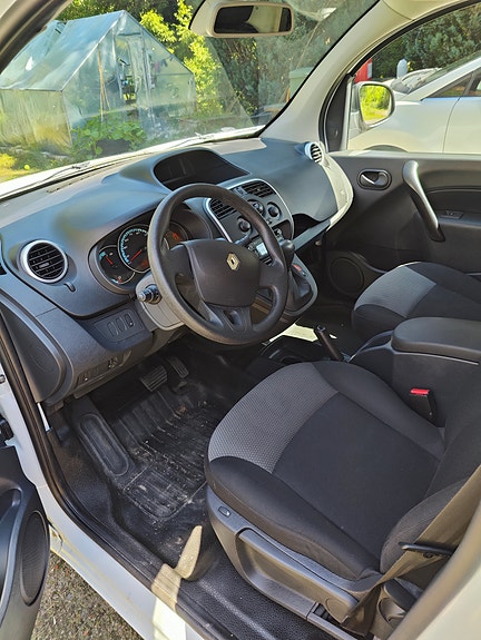 Renault Kangoo Express 2 of 5