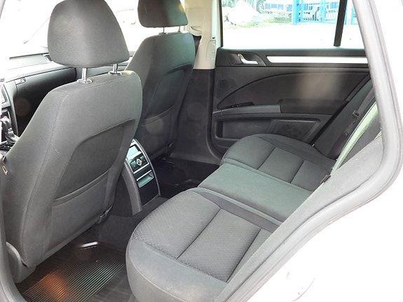 Skoda Superb 11 of 26