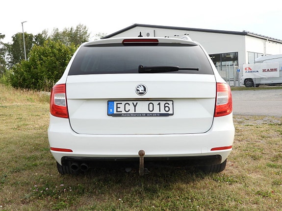 Skoda Superb 3 of 26