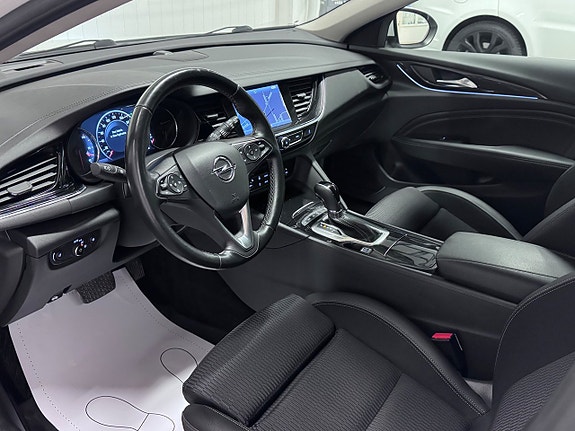 Opel Insignia Country Tourer 14 of 27