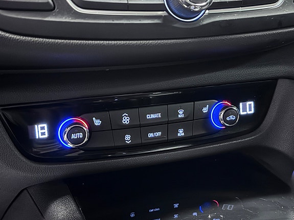 Opel Insignia Country Tourer 25 of 27