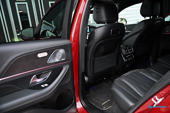 Mercedes-Benz GLE53 24 of 26