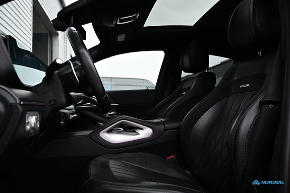 Mercedes-Benz GLE53 9 of 26