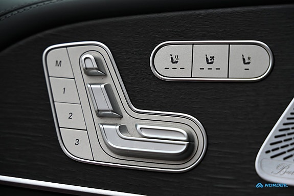 Mercedes-Benz GLE53 7 of 26