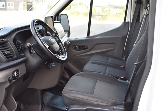 Ford Transit 19 of 24