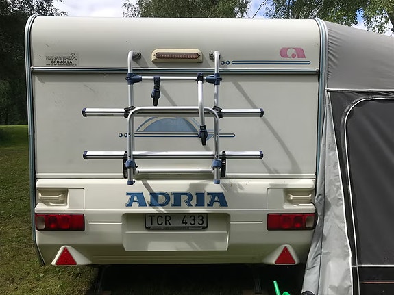 Adria Unica B 502 UP 4 of 11