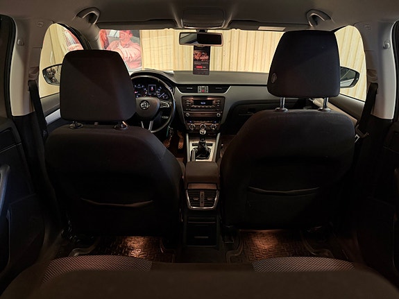 Skoda Octavia 7 of 11