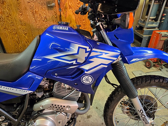 Yamaha XT600E 12 of 15