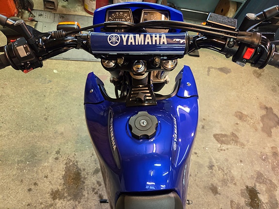 Yamaha XT600E 8 of 15