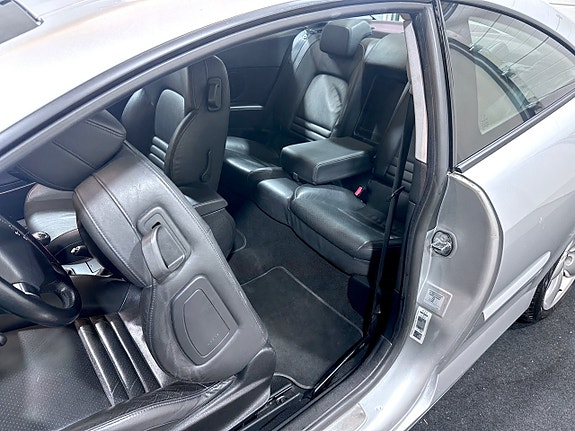 Peugeot 407 8 of 23