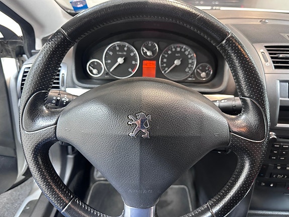 Peugeot 407 18 of 23