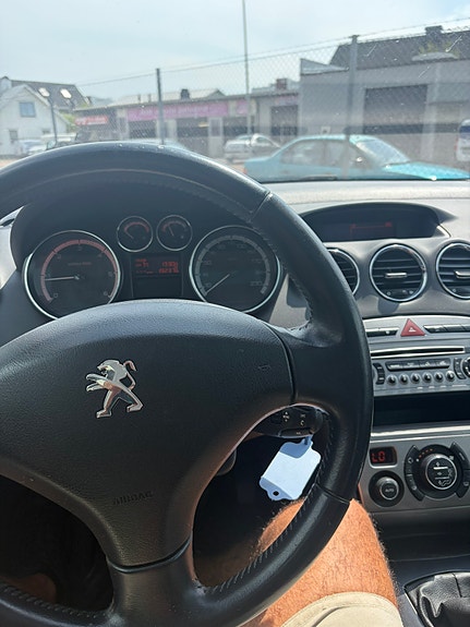 Peugeot 308 5 of 5