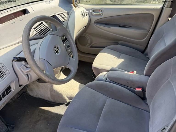Toyota Prius 7 of 7