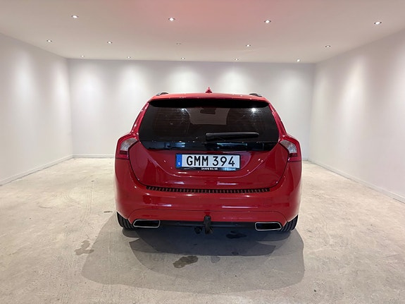Volvo V60 4 of 5