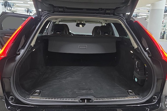 Volvo V90 12 of 22