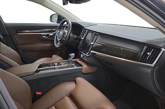 Volvo V90 7 of 22