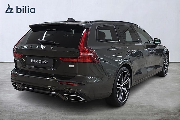 Volvo V60 19 of 25