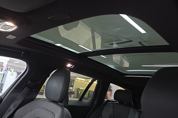 Volvo V60 23 of 25