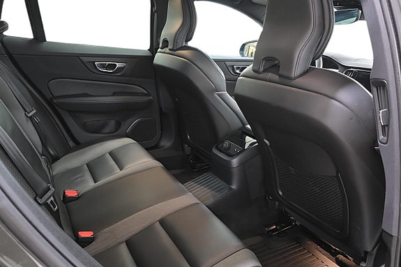 Volvo V60 9 of 25