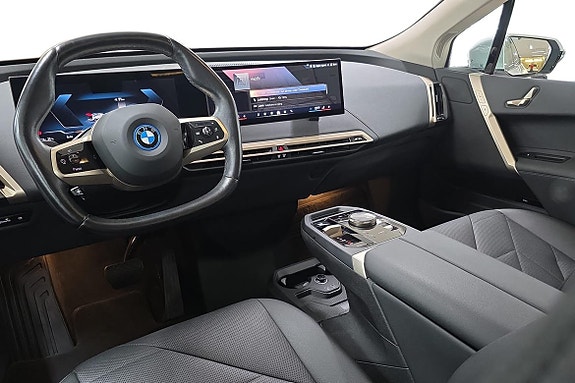 BMW iX 9 of 20