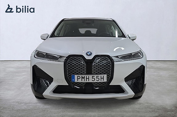 BMW iX 6 of 21