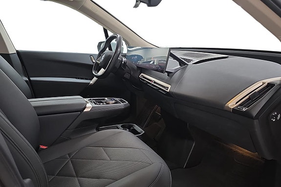 BMW iX 6 of 20