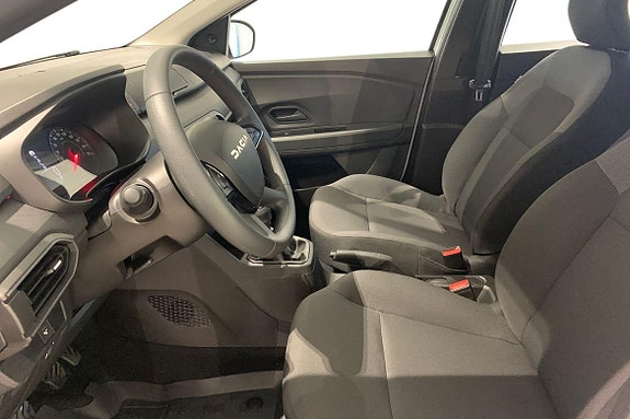 Dacia Sandero 12 of 16